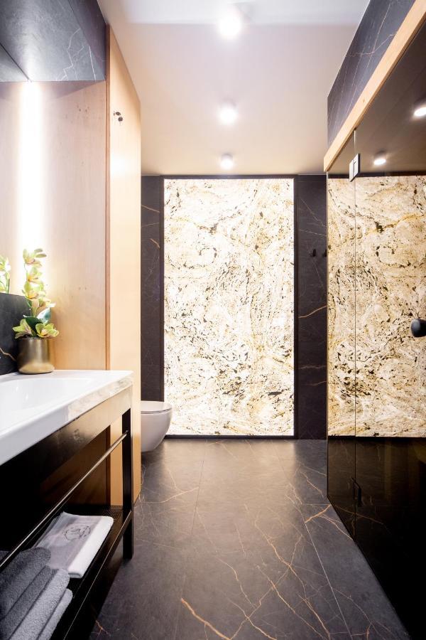 Jacuzzi Apartment Main Square Krakow Exterior photo