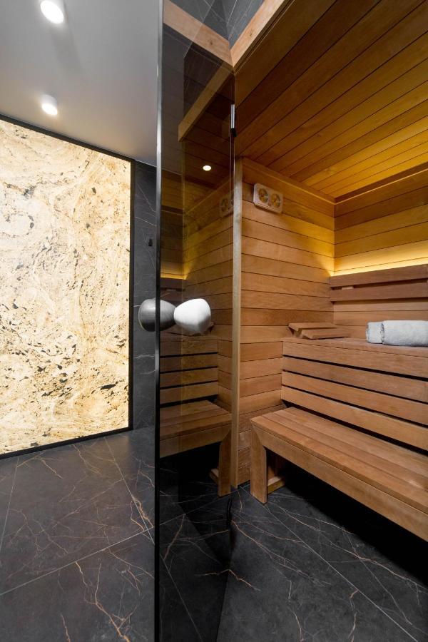 Jacuzzi Apartment Main Square Krakow Exterior photo